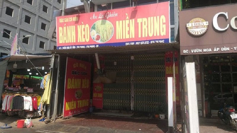Quán bánh xèo Miền Trung. Ảnh: Nam Cường