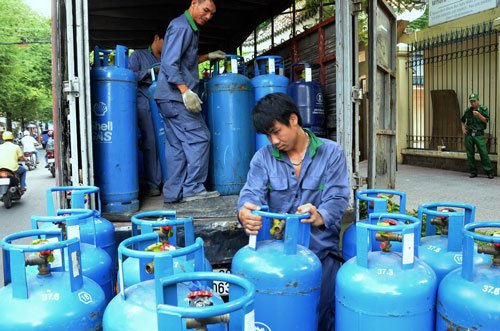 Giá gas trong nước hôm nay giảm