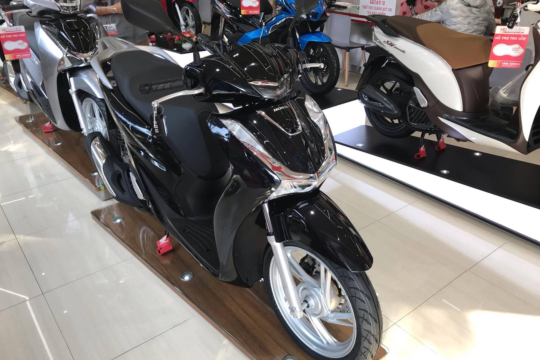 Theo khảo sát tại các HEAD, giá xe Honda SH 2020 được các đại lý bán chênh khá nhiều.