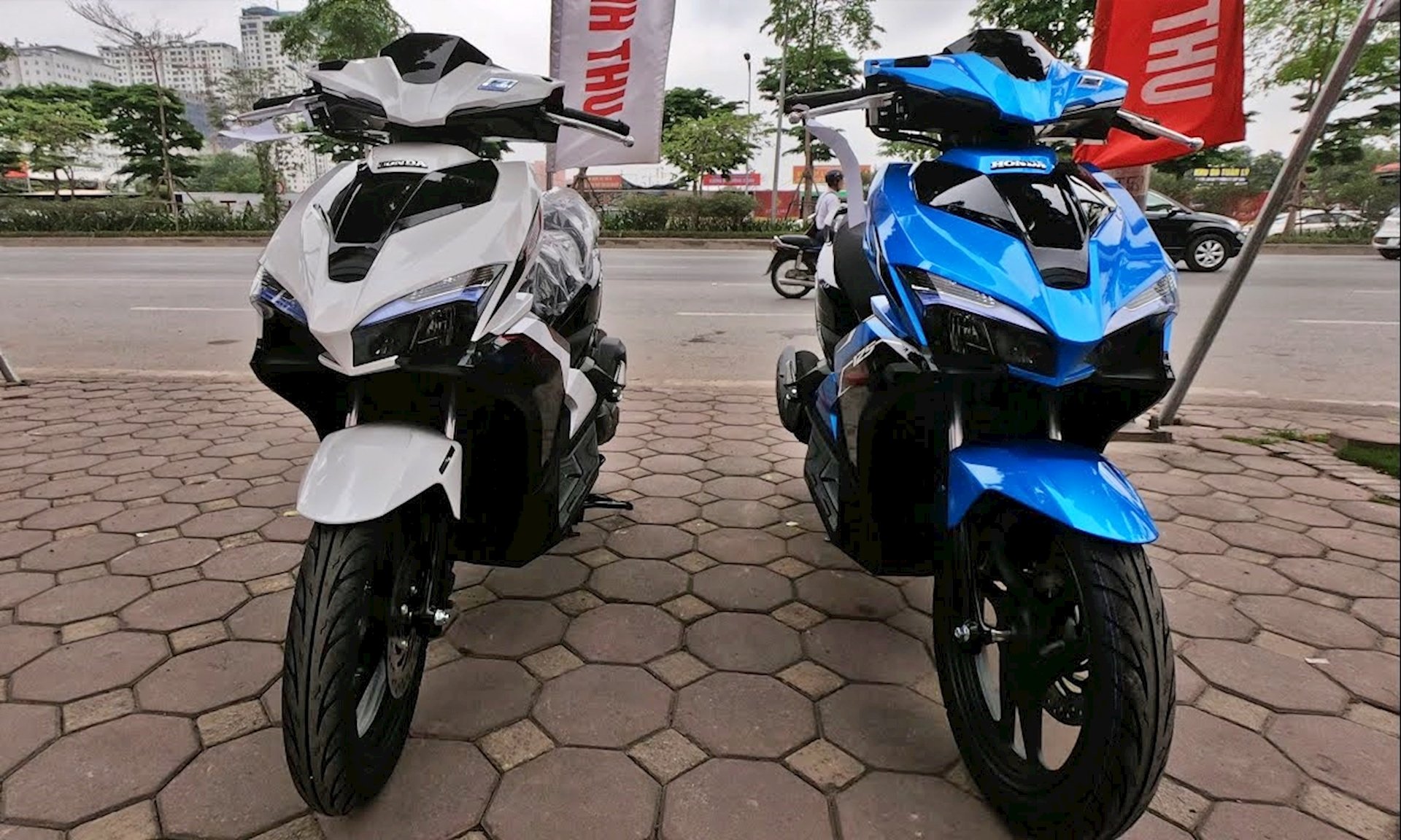 Bảng giá xe máy Honda hôm nay 11/10, giá xe Honda Air Blade 2020 mới nhất