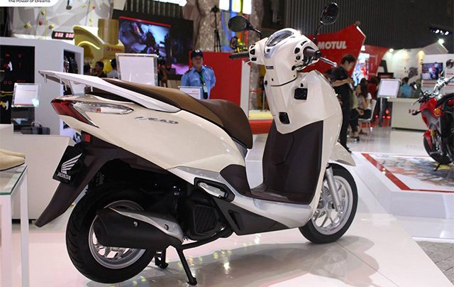 Nhiều nhận định và đánh giá xe máy Honda Lead 2020.
