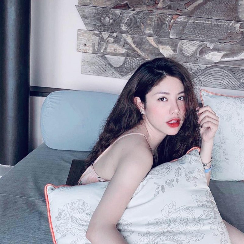 Trong bài viết của mình, trang tin có Hồng Kông có đoạn: 