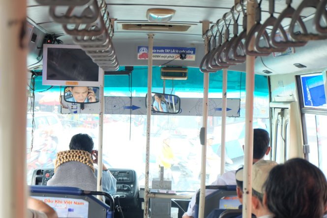 Việc chở những xe trên 30 chỗ ngồi với hàng chục tính mạng phía sau đòi hỏi phải có sự kiểm soát chặt chẽ.