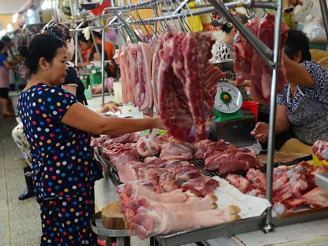 Giá heo hơi cao nhất miền Trung đang là Khánh Hoà, với mức giá giao dịch đạt 99.000 đồng/kg, tăng một giá so với thời gian trước.