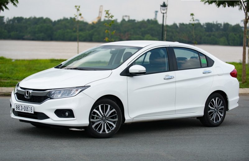 Honda City đang phân phối trên thị trường 2 phiên bản 1.5G và 1.5L (bản E đã ngưng phân phối).