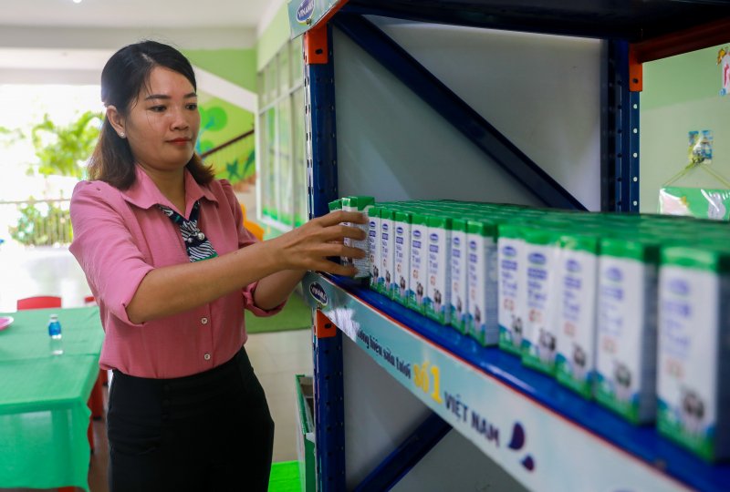 Sản phẩm SHĐ ở giai đoạn học kì 2, công ty Vinamilk tuân thủ một cách nghiêm ngặt theo các tiêu chuẩn quy định tại Thông tư 31 do Bộ Y tế ban hành