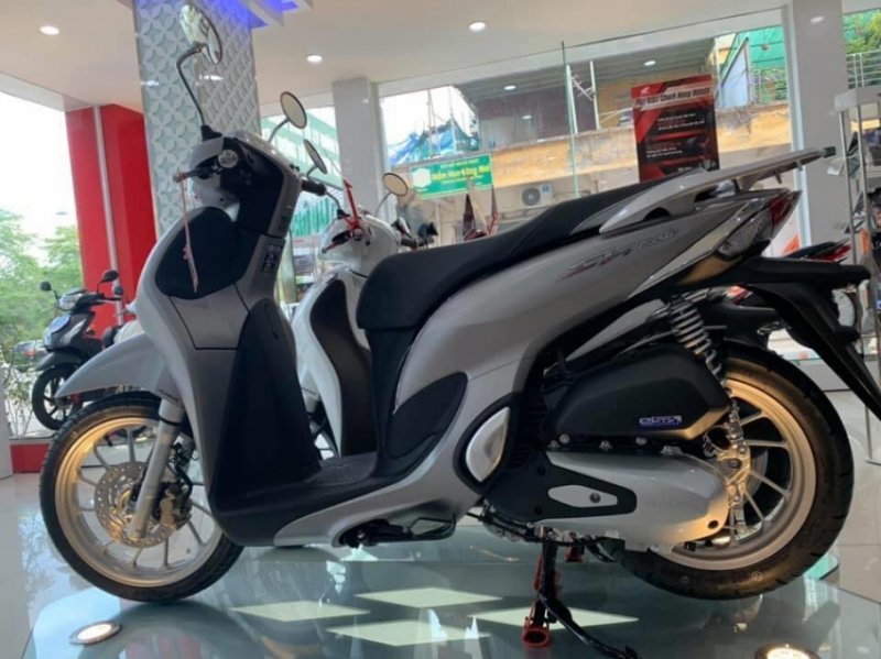 Bảng giá xe SH Mode 2020, tăng mạnh, đại lý bán chênh cả chục triệu đồng
