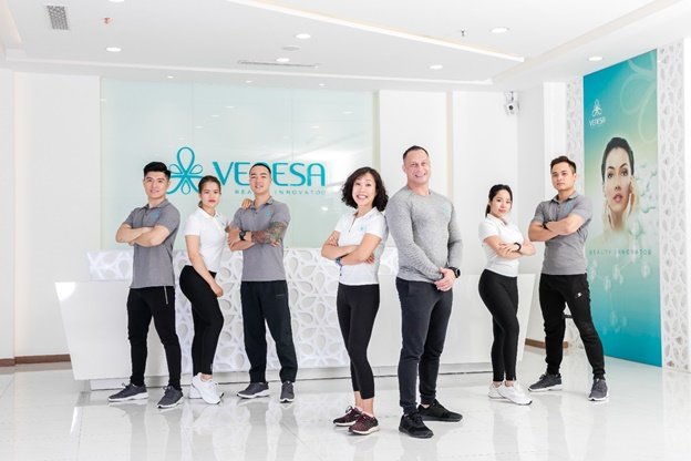 Các chuyên gia hàng đầu trong vài ngoài nước tại trung tâm Venesa