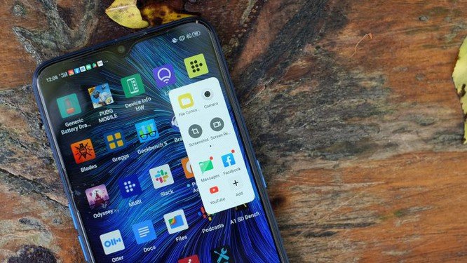 OPPO A9 sở hữu màn hình lớn nhưng độ phân giải lại thấp (Ảnh: Trustedreviews)