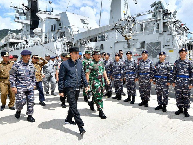 Tổng thống Indonesia Widodo tới thăm quần đảo Natuna ngày 8/1/2020 và tuyên bố 