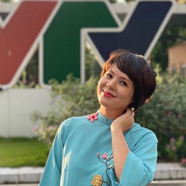  MC Diễm Quỳnh