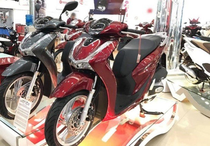 Honda SH 2020 cải tiến nhiều công nghệ mới, được đánh giá cao, nay lại giảm giá mạnh.