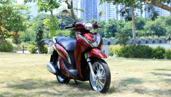 Giá xe SH Mode 2021 phiên bản thời trang thấp nhất ở các đại lý Honda khu vực miền Trung với giá 58 triệu đồng