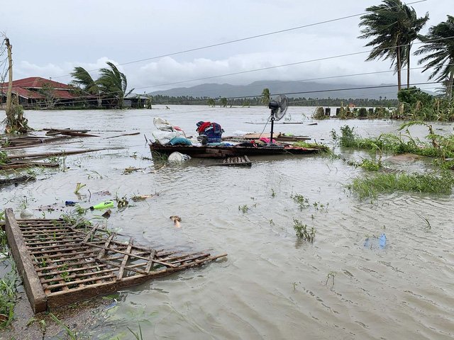  Người dân Philippines đối mặt với lũ lớn diện rộng