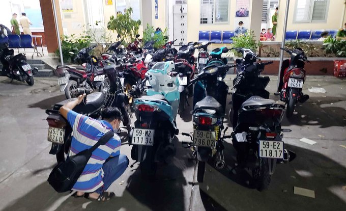 Xe máy nhóm thanh niên bị tạm giữ đã qua nhiều lần 