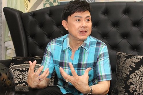Chí Tài diễn xuất chung rất hợp cạ với Hoài Linh, nhưng khi trở về Việt Nam, Hoài Linh và Chí Tài ít diễn chung.