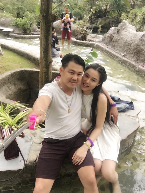 Vân Quang Long vừa xây dựng hạnh phúc với người vợ thứ 2 xinh đẹp, dịu dàng tên Linh Lan.