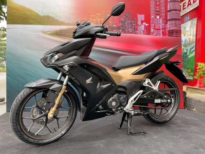 Xe côn tay 2022 Honda Winner X đảo chiều bán thấp hơn giá đề xuất