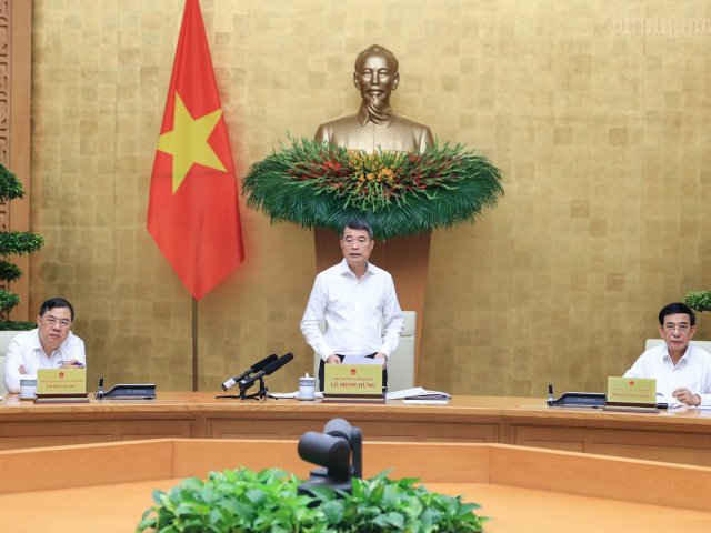 Thủ tướng giao Bộ Xây dựng bảo đảm tiến độ các dự án hạ tầng trọng điểm