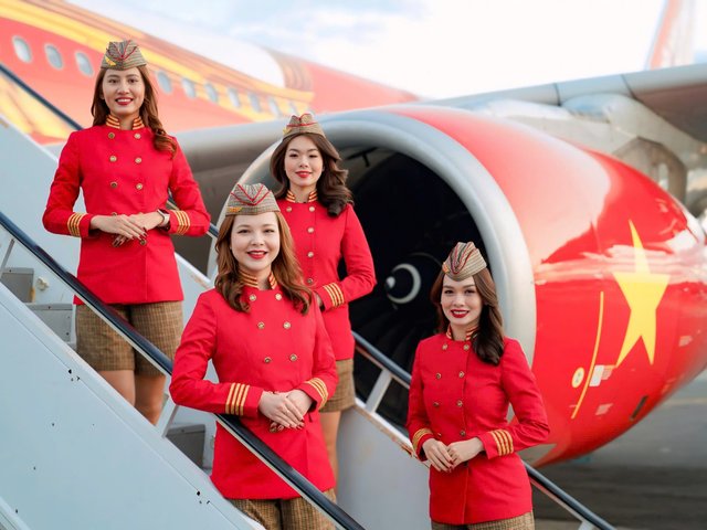 Từ sắc đỏ trên bầu trời đến hãng bay được yêu thích: Vietjet ghi dấu ấn toàn cầu