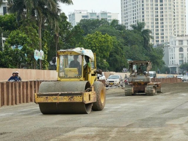 Hà Nội cấm xe khách trên 16 chỗ, xe tải qua khu vực thi công cầu Tứ Liên